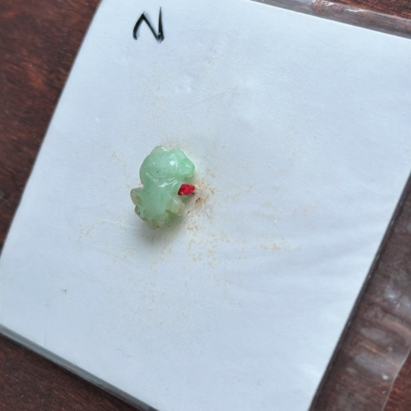 Antique Vintage Jadeite Jade Pendant (NEW) Baby Pig? Vegetable? - Picture 7 of 9